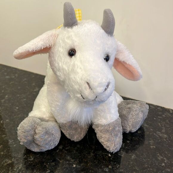 White & Grey Goat with Yellow Ribbon. Beanie bass& in feet . Size 12” - Picture 1 of 5